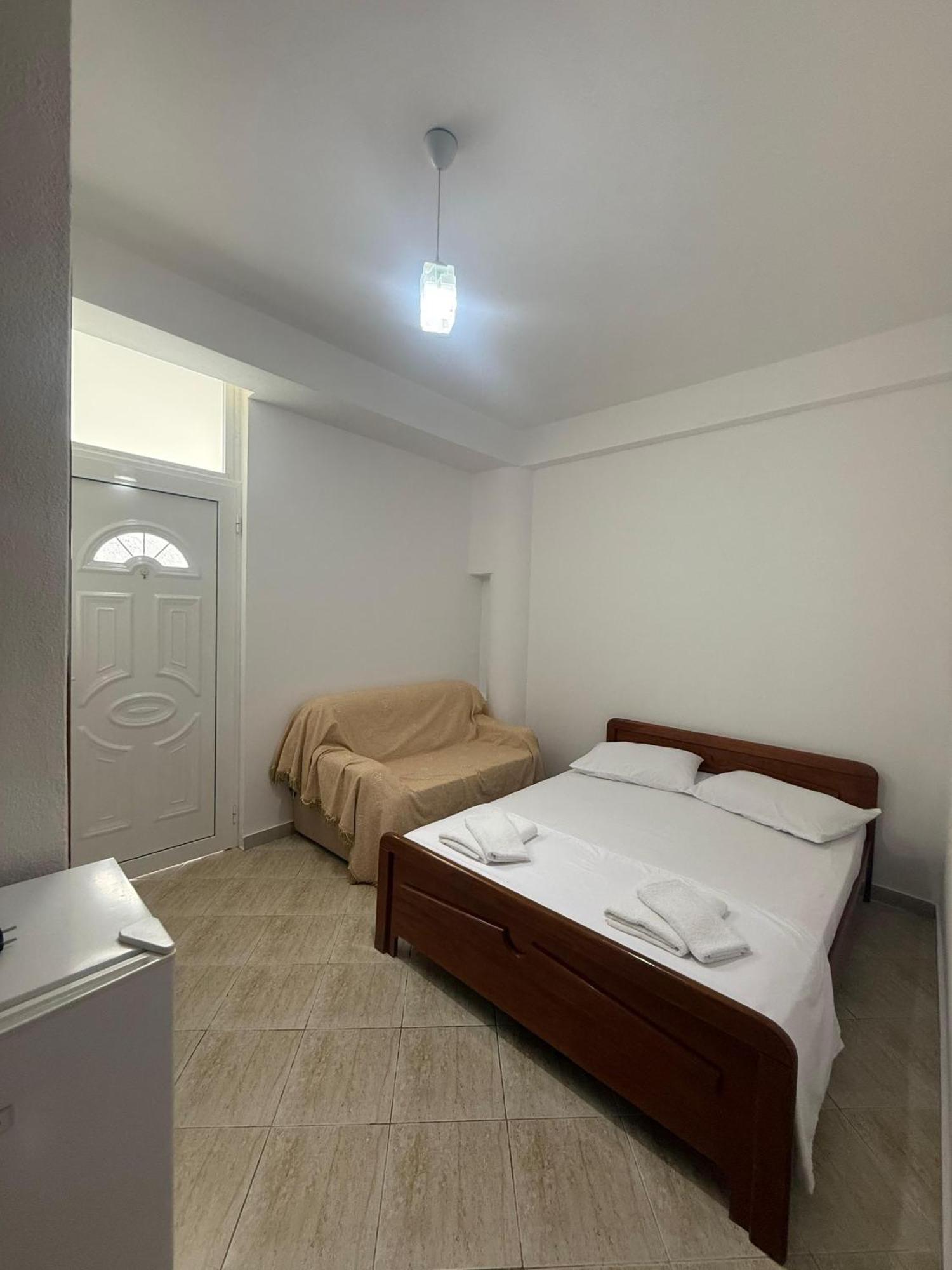 Barjami Hotel *